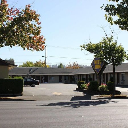 Nite Inn Motel Eugene Exterior photo